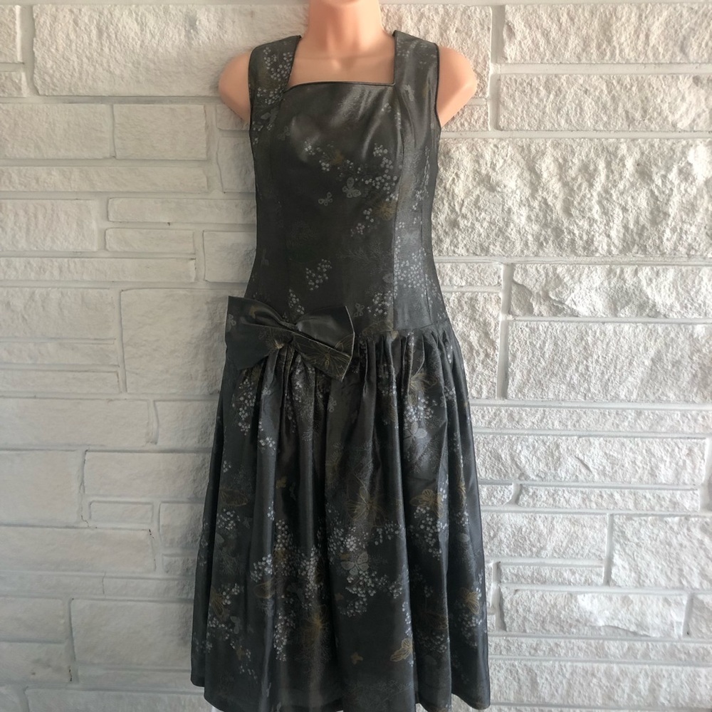 Gorgeous Vintage Dress​​